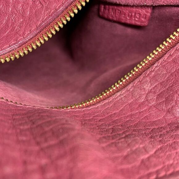 ❤️SOLD❤️CELINE Crisped Calfskin Tie Knot Tote - Picture 6 of 14